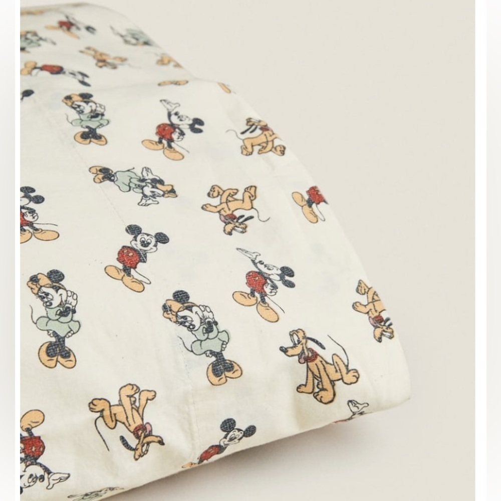 NWT Zara pillowcase 200TC Mickey Mouse Minnie Mouse Pluto Disney cotton